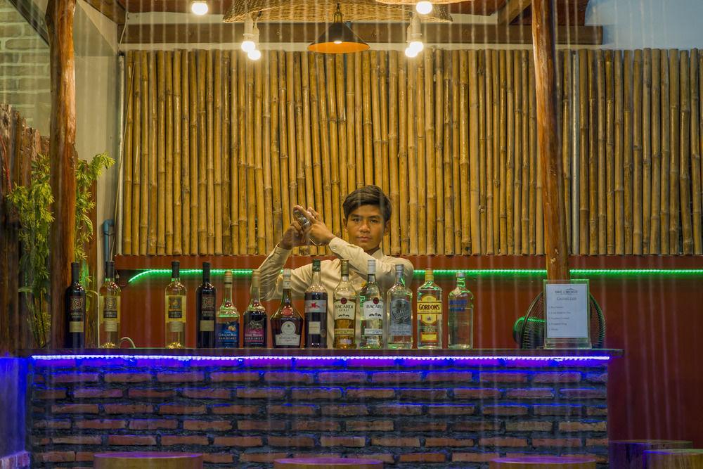 Hotel Skor Boutique à Siem Reap Extérieur photo